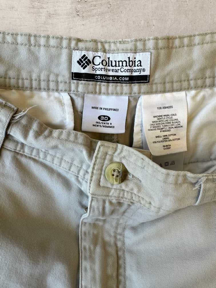 00s Columbia Khaki Cargo Shorts - 31”