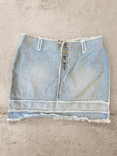 Load image into Gallery viewer, 90s Light Wash Denim Frayed Skirt - 32&quot;
