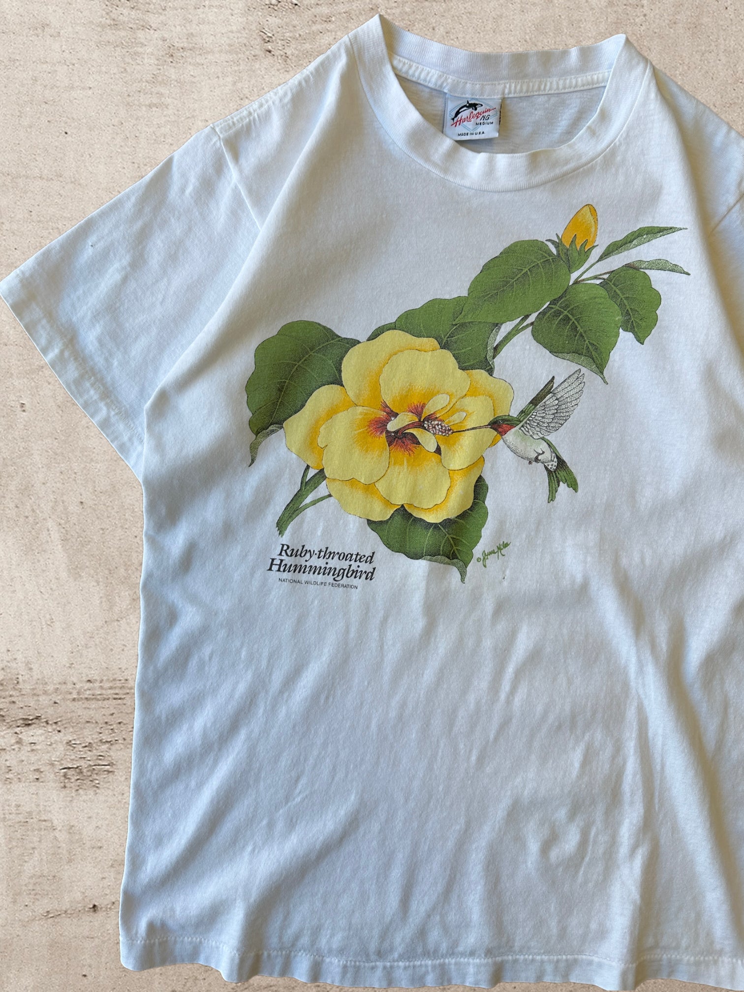 90s Humming Bird Nature T-Shirt - Small