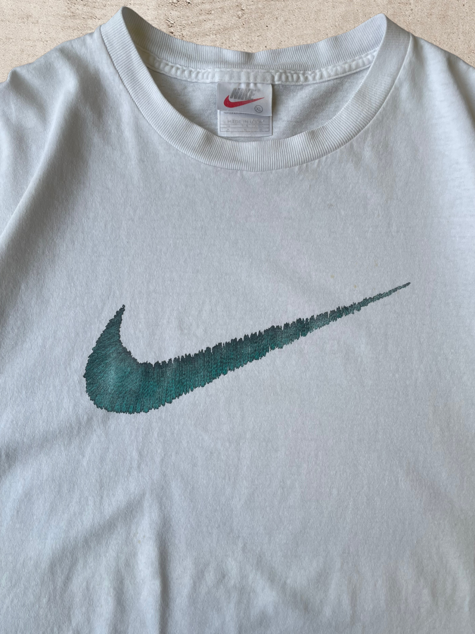 90s Nike Graphic T-Shirt - X-Large