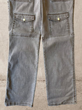 Load image into Gallery viewer, 90s Brown Cargo Straight Leg Jeans - 34x30

