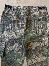 Load image into Gallery viewer, 90s Real Tree Camo Cargo Pants - 34x30
