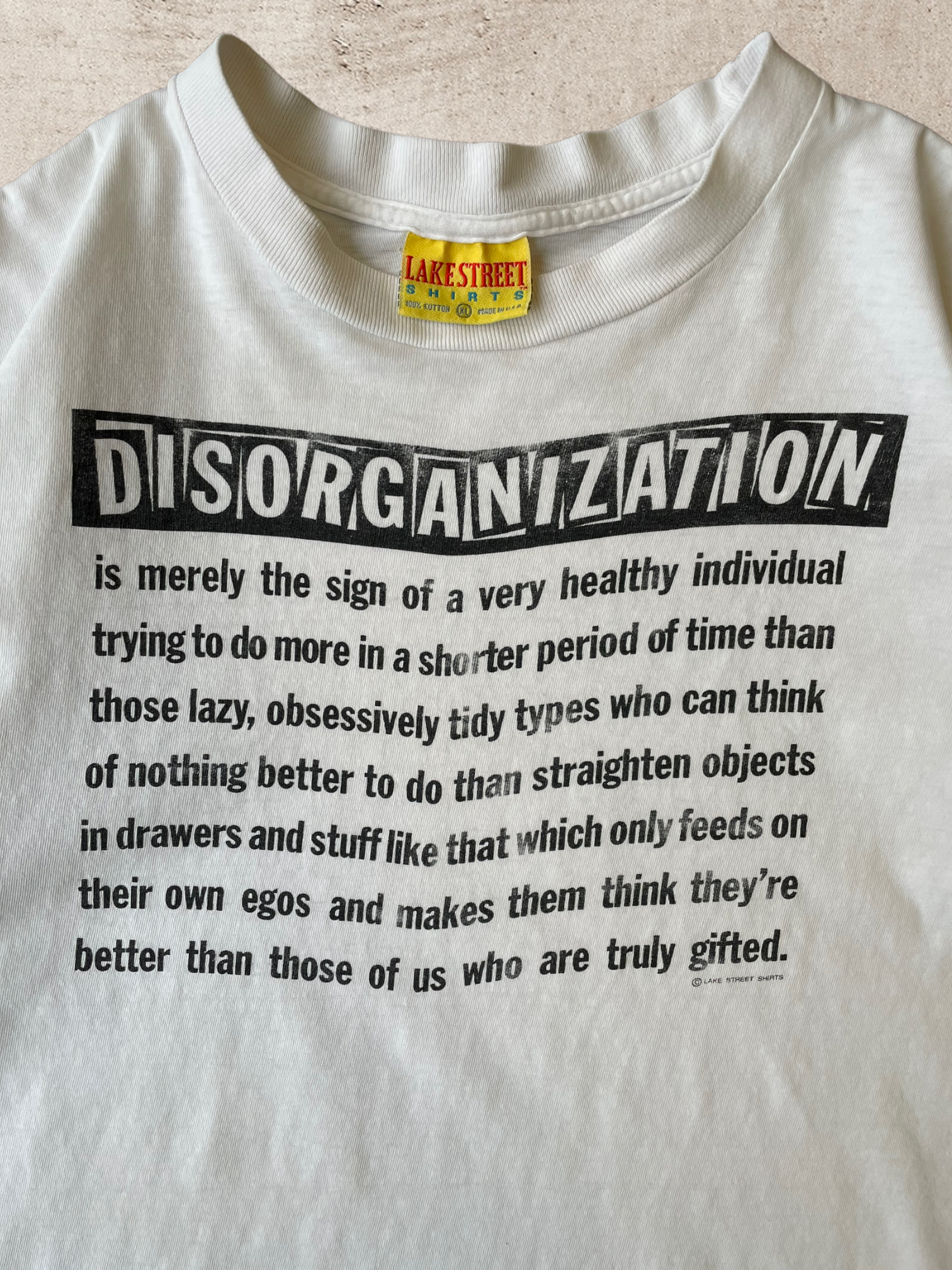 90 年代の Disorganization グラフィック T シャツ - L