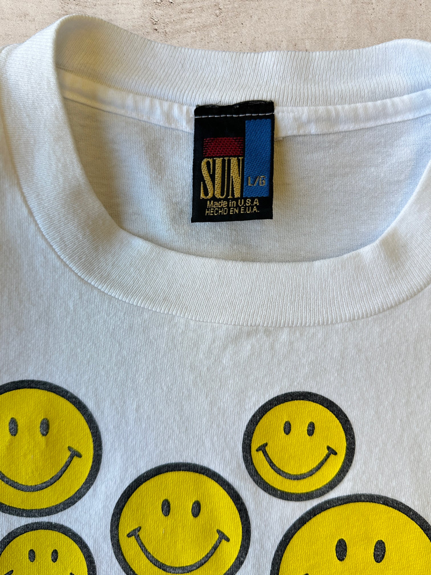 90s Smile Graphic T-Shirt - Large