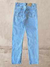 Load image into Gallery viewer, 90s Levi 505 Straight Leg Light Wash Jeans - 32x33
