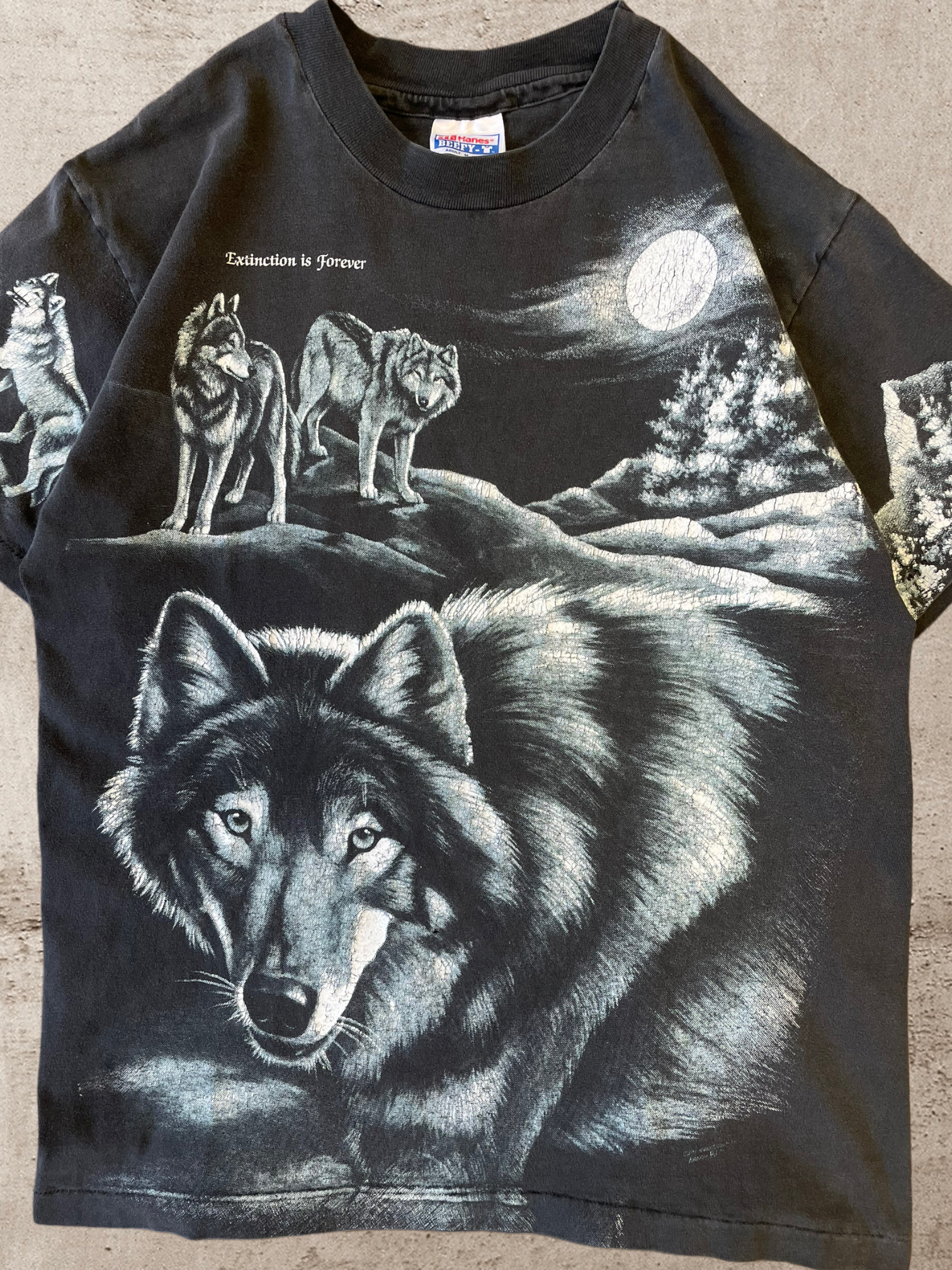 90s Nature Wolf All Over Print T-Shirt - Medium