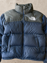 Load image into Gallery viewer, The North Face 700 Puffer Jacket - Small
