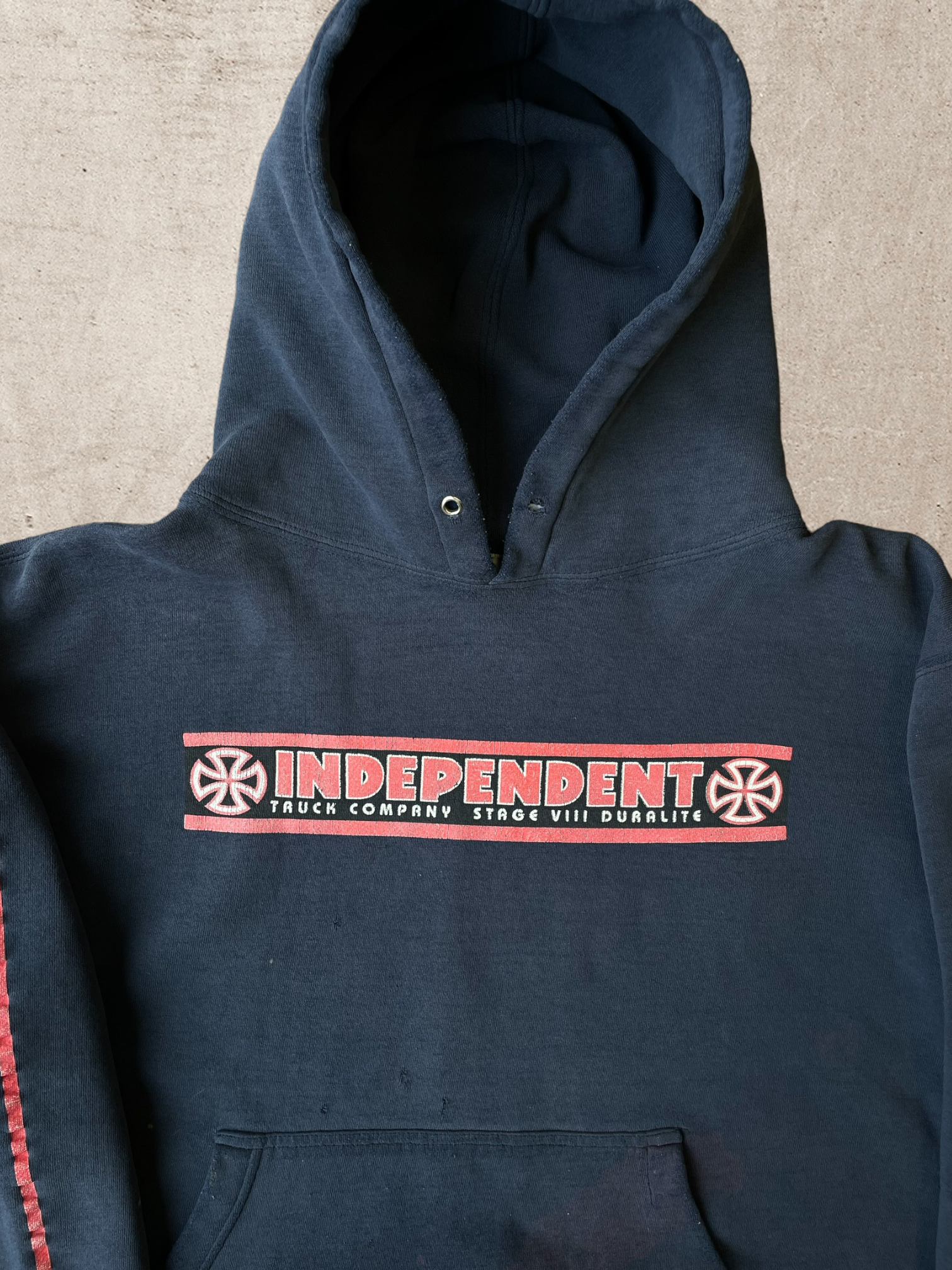 90s Independent Skateboards Distressed Sweatshirt - Medium
