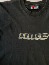 Load image into Gallery viewer, 90s Nike Graphic T-Shirt - Large
