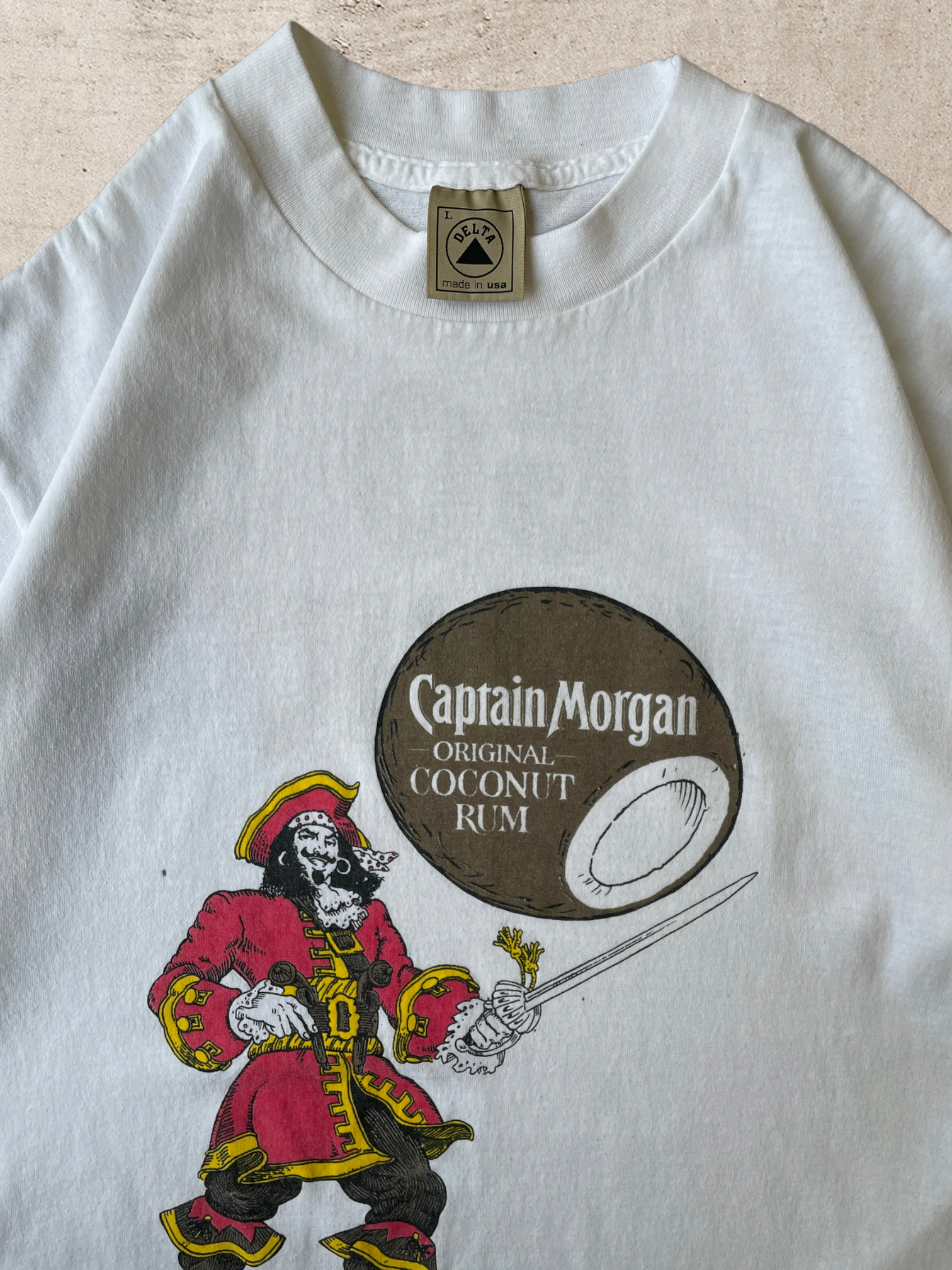 90s Captain Morgan Rum T-Shirt - Large