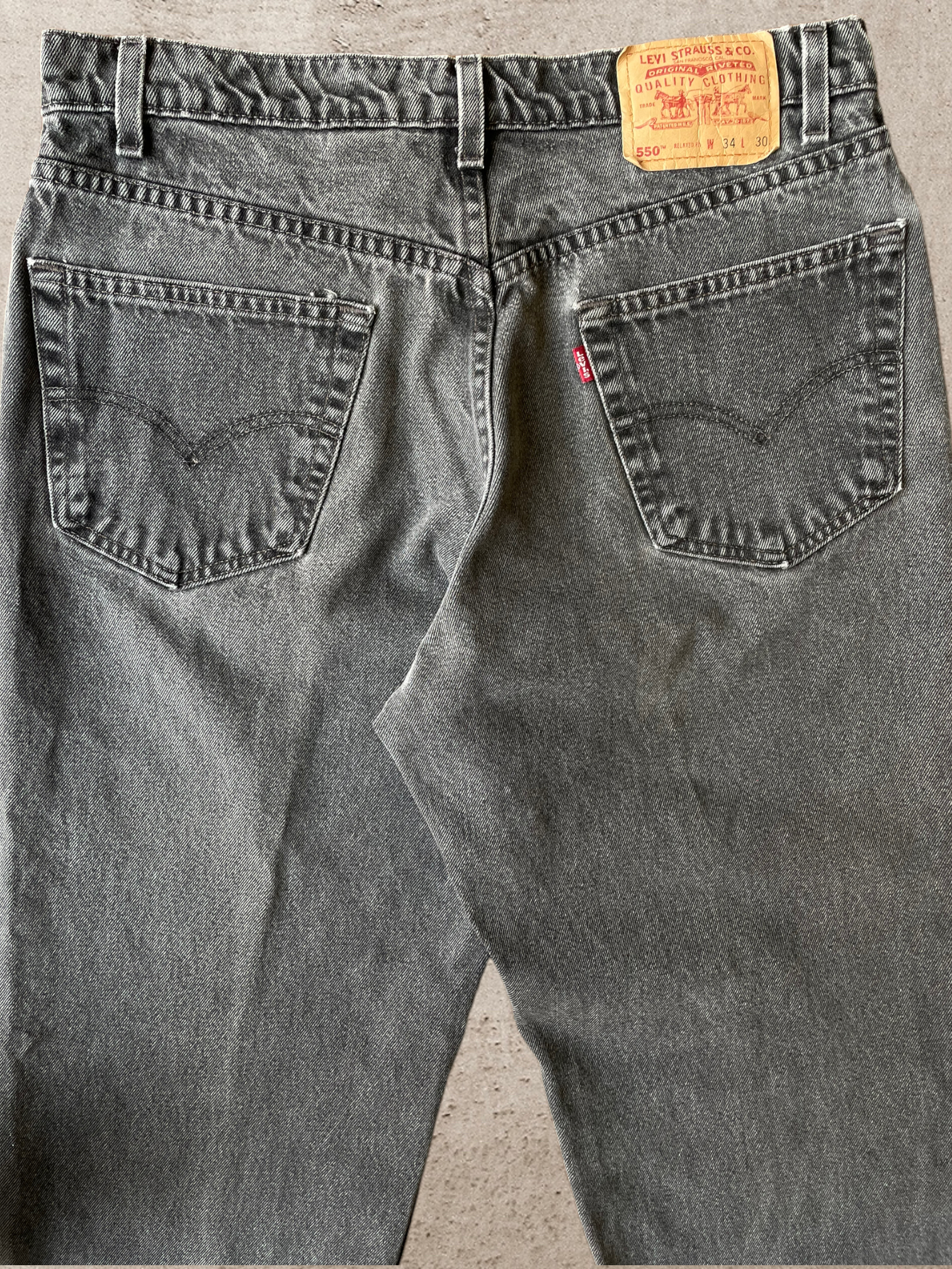 80s Levis 550 Relaxed Fit Jeans - 33x30