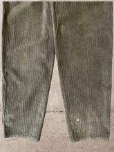 Load image into Gallery viewer, Vintage Corduroy Brown Pants - 36x30
