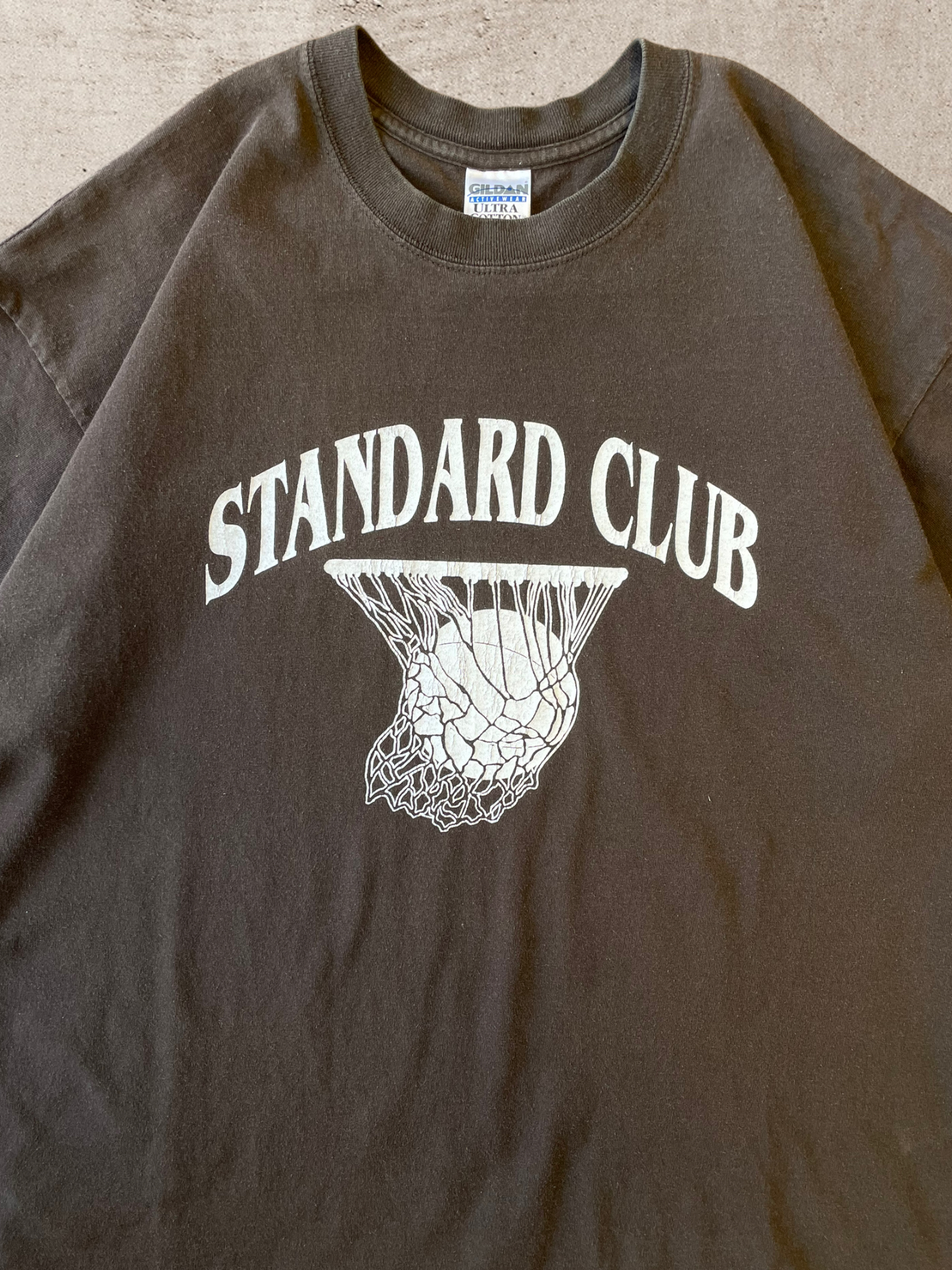 90s ブラウン スタンダード クラブ バスケットボール T シャツ - XL