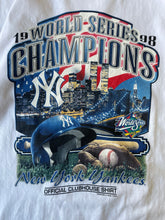 Load image into Gallery viewer, 1998 New York Yankees World Series Championship T-Shirt - Large
