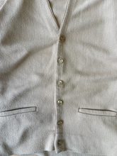 Load image into Gallery viewer, Vintage Cream Knit Cardigan - Medium
