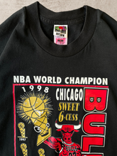 Load image into Gallery viewer, 1998 Chicago Bulls 6x Champions T-Shirt - XL
