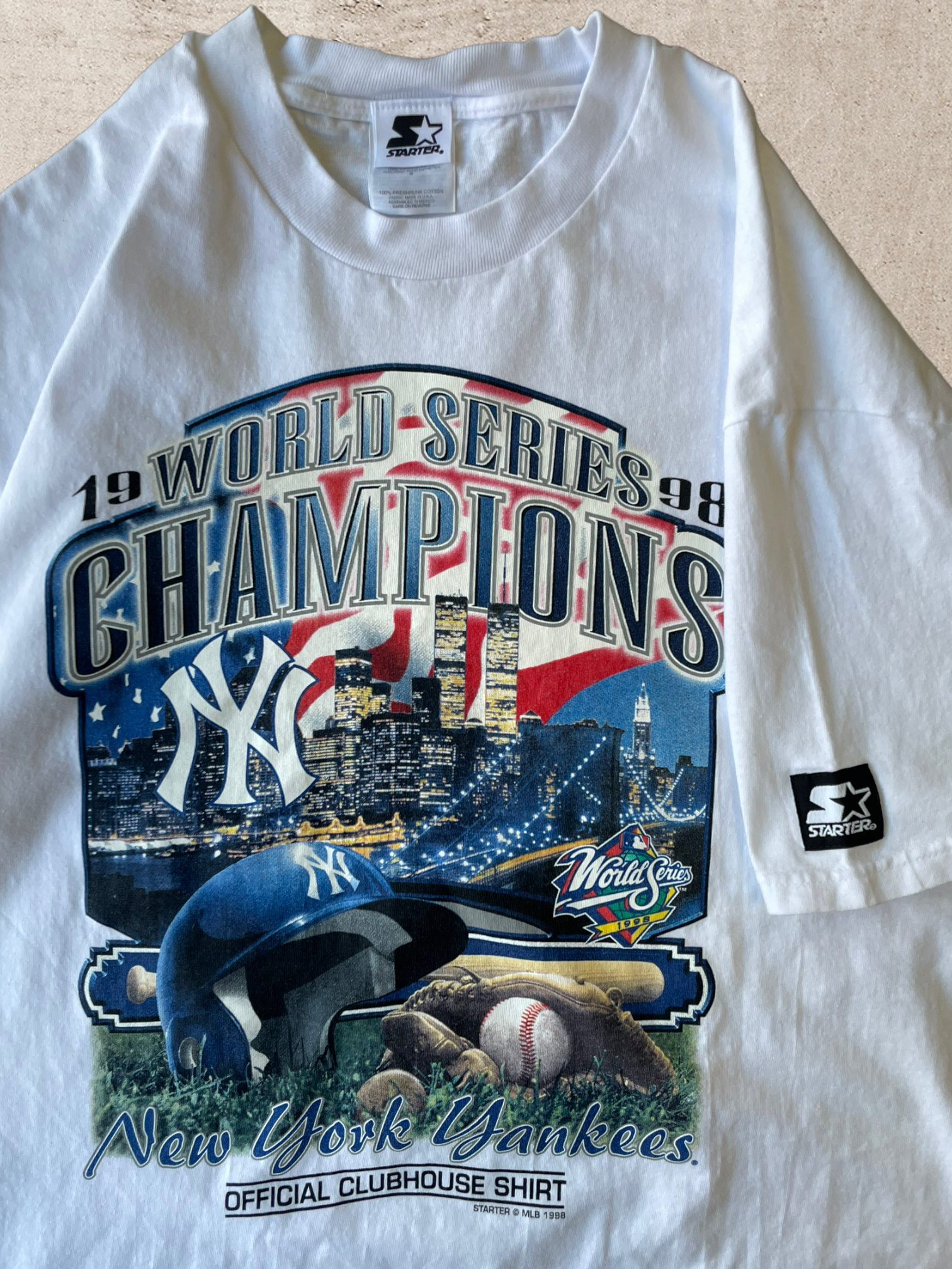 1998 ニューヨーク ヤンキース ワールド シリーズ チャンピオンシップ T シャツ - L