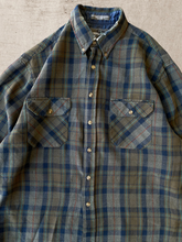 Load image into Gallery viewer, Vintage Distressed Plaid Flannel - X-Large
